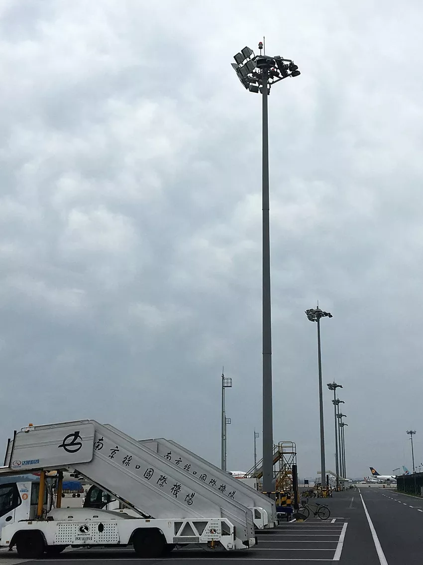 SFGG-013機(jī)場(chǎng)高桿燈